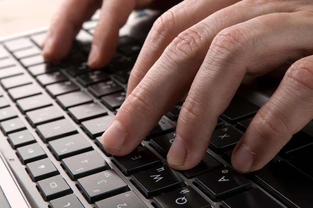 Write the Proper Contents of the Law Scholarship Reference Letter