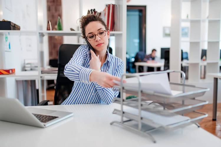 How to Become a Legal Assistant with No Experience.1